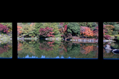 昌陽からみた日本庭園の池の眺め