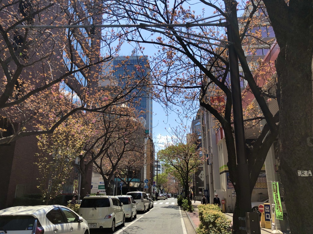 続・人通り少ない横浜/iphoneスケッチ・37