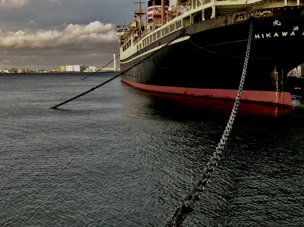 何方が撮っても…/ iphoneスケッチ・52