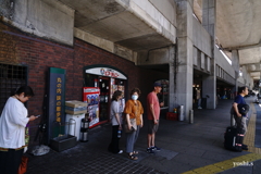 写真エッセイ：東京散歩５：東京駅周辺５：ガード下３