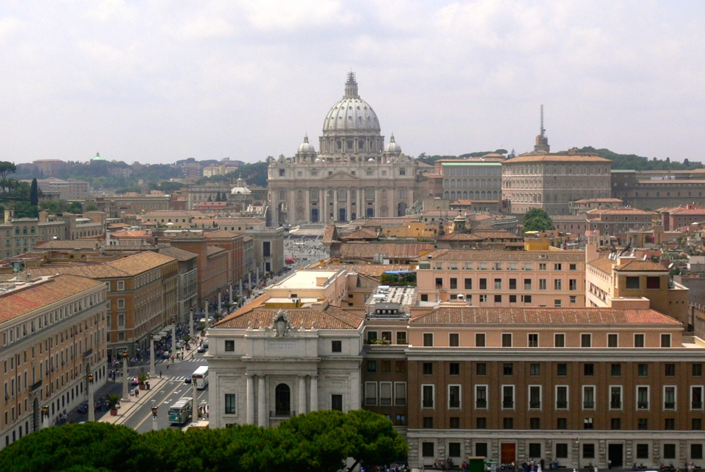 イタリア旅日記：ヴァチカンを望む