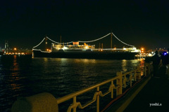 写真エッセイ：横浜８：氷川丸