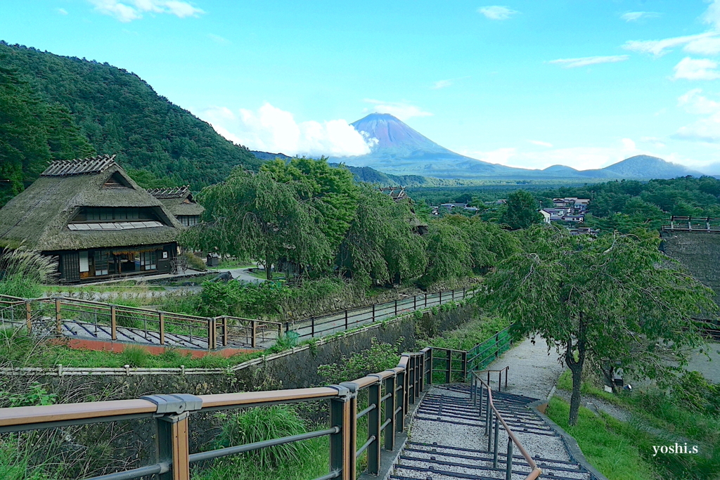 富士山14：根場（ねんば）：復元された家々５