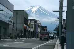 写真エッセイ：冠雪の富士 Photo Trip９：迫り来る富士