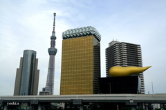 写真エッセイ：浅草散歩17：ちょっとだけ未来都市