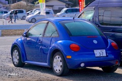 写真指編：Blue car