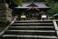 写真エッセイ：温泉神社３：本殿