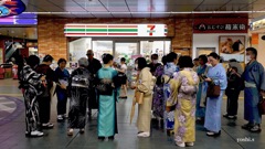 東京散歩14：多摩センター 駅２：駅の花