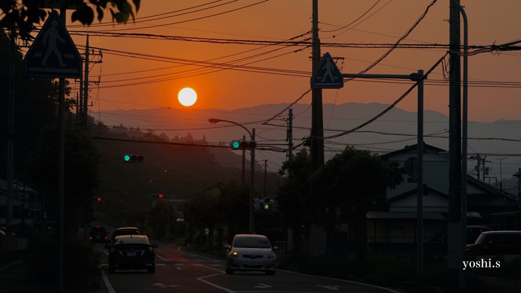 写真句：日が沈む