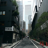 写真エッセイ： 東京散歩11：京橋６：ビルの谷間