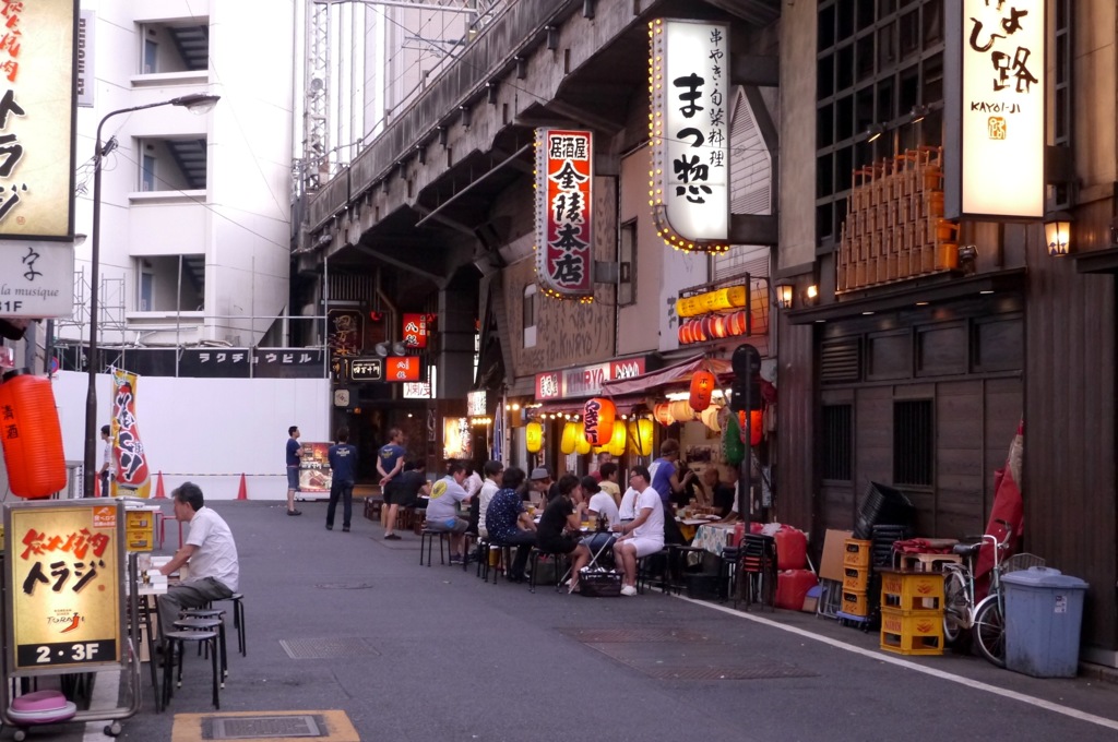 東京散歩Ⅳ：ガード下の楽園２