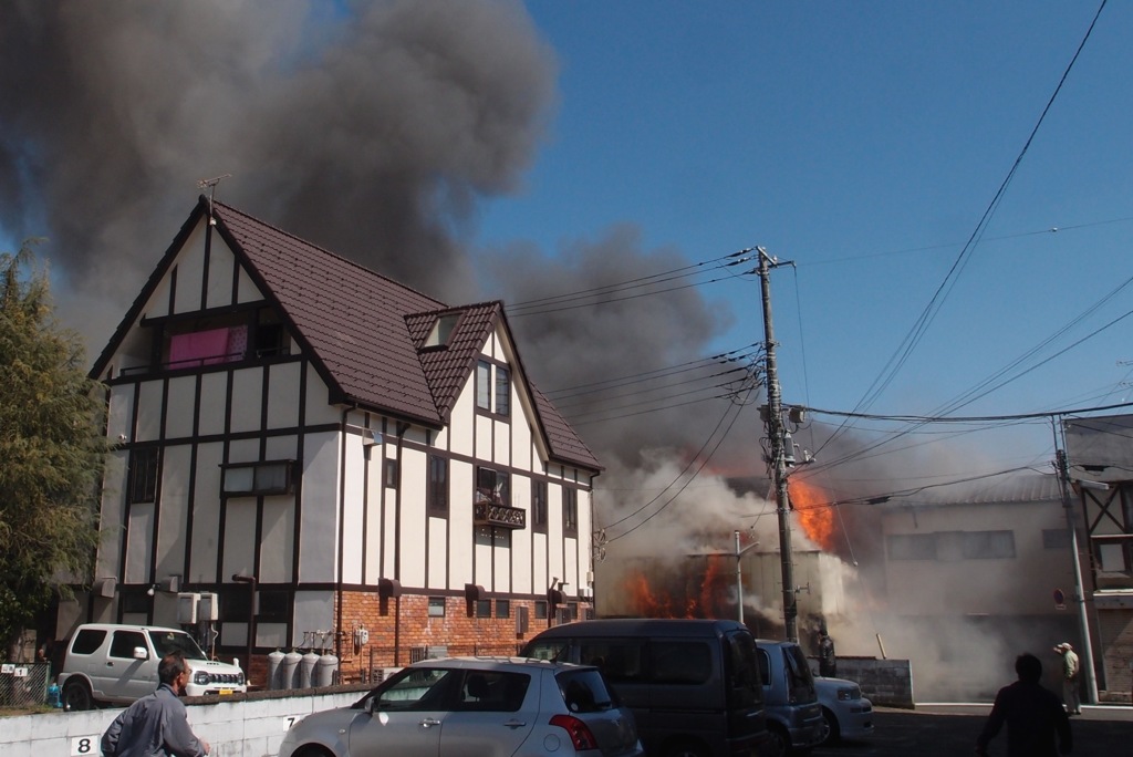 火事だ！ （４枚組の１）