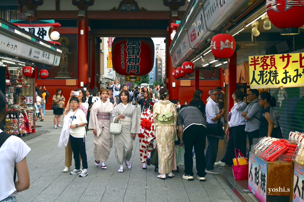 写真エッセイ：浅草散歩12：仲見世通り