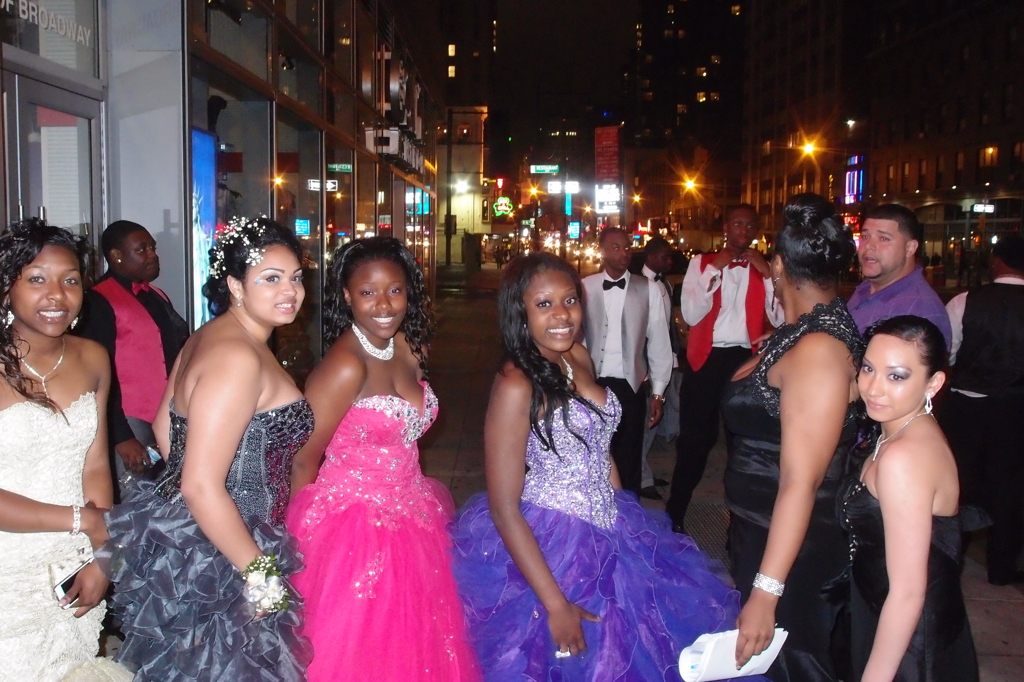 Manhattan journal 2013 #3：Prom