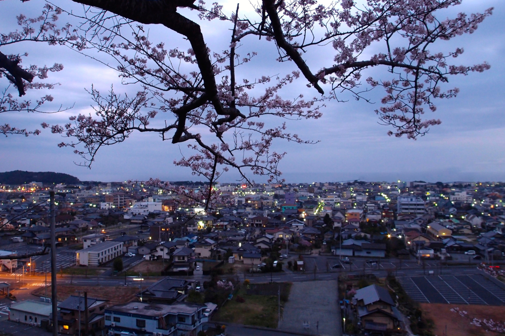 暮れゆくわが町：写真句