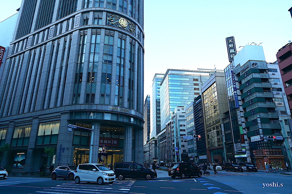 写真エッセイ：東京７：日本橋にて６：三越１