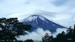 写真エッセイ：冠雪の富士 Photo Trip31：傘富士