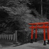 写真エッセイ：温泉神社４：稲荷神社：B&W