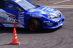 【スバル　IMPREZA】