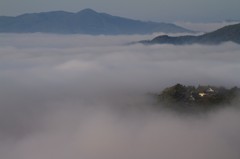【霧にのまれし城】