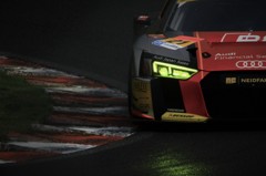 【AUDI R８ LMS】