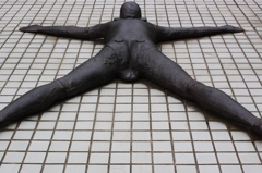 【うつ伏せ】