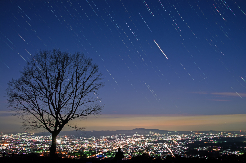 星降る古都のまち