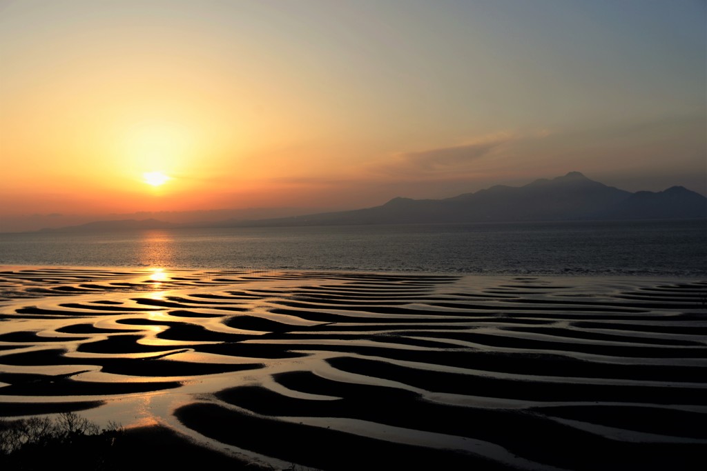 御輿来海岸の夕べ