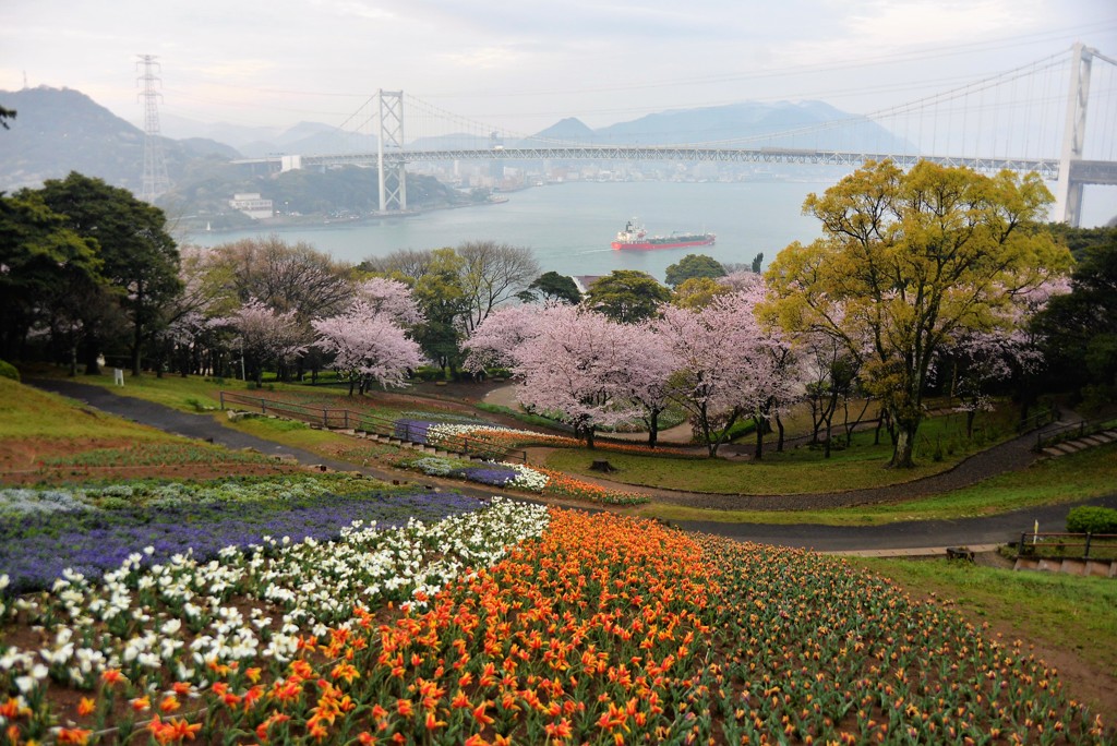 関門海峡の春