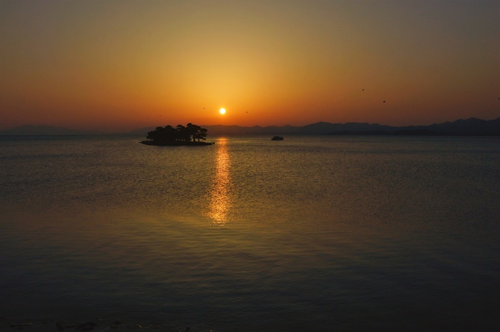 嫁ヶ島の夕陽（宍道湖）