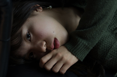 山本有紗ソファー (46)