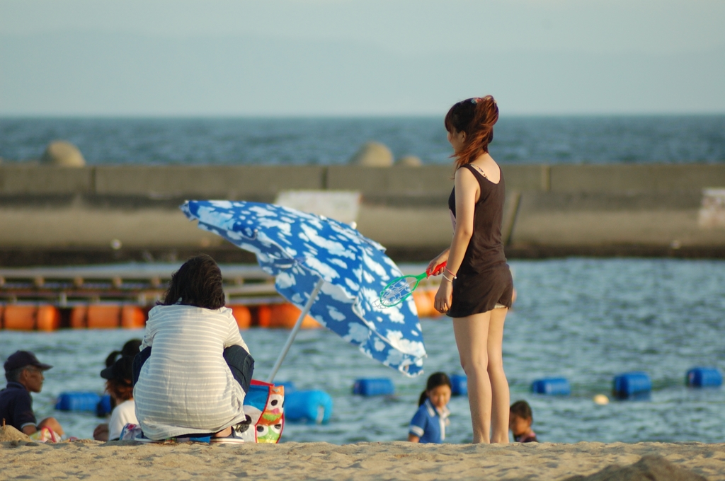 須磨海岸　夕方なのにまだまだ遊びたい