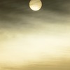 太陽と三層の雲
