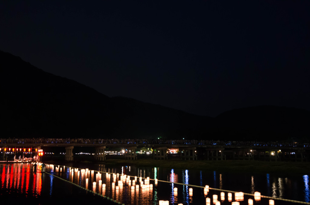 嵐山　灯篭流し２