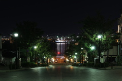 八幡坂夜景　こういうのを撮るつもりが…