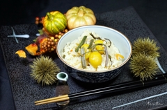 秋の味覚　栗ご飯