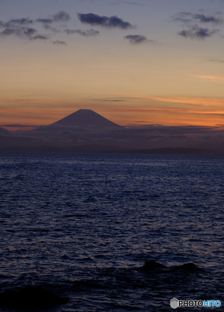 森戸海岸より