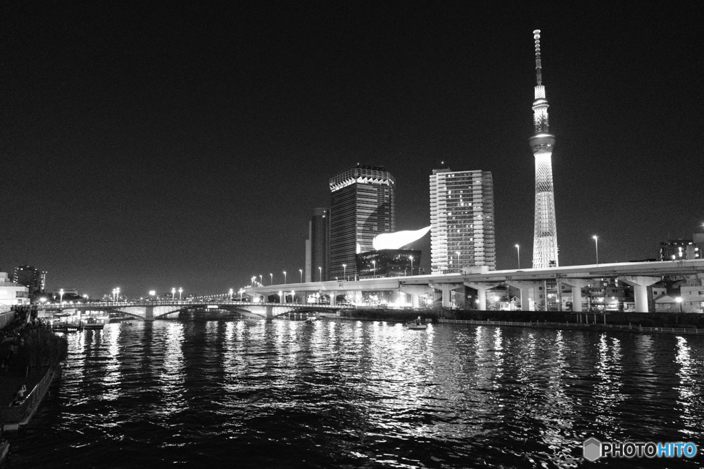 駒形橋より