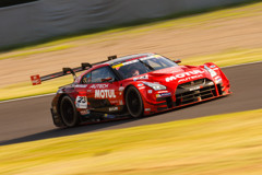 MOTUL AUTECH GT-R