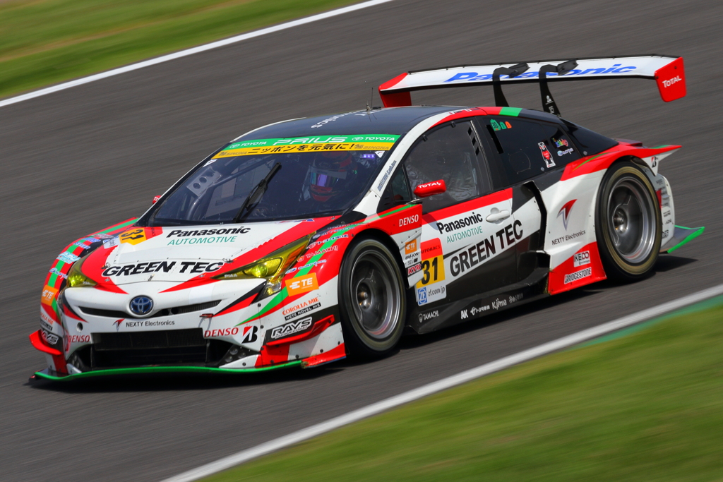 TOYOTA PRIUS apr GT