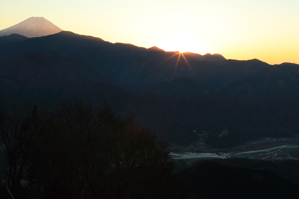 身延山からのご来光