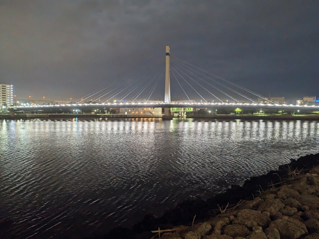 蒸暑い夜のこと