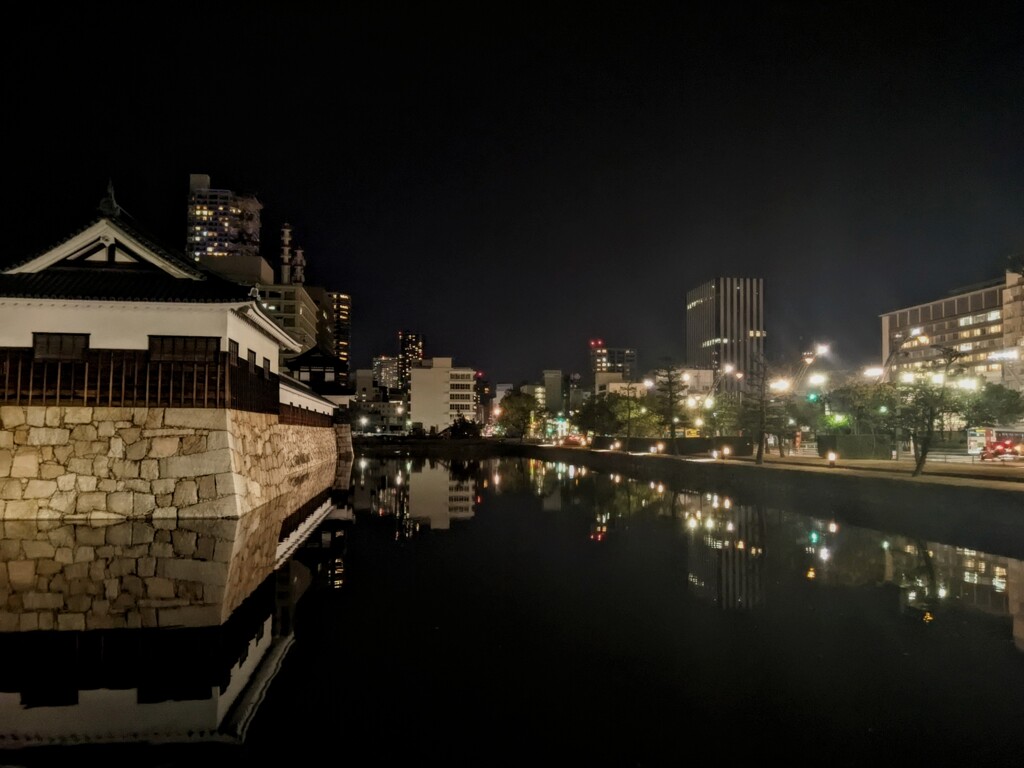 広島の夜