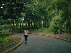 木々走る