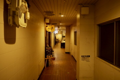 中間