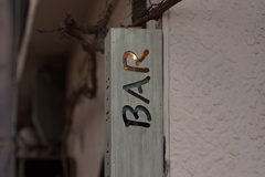 bar's