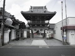誓願寺の門