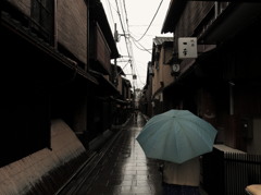 蒼い雨傘