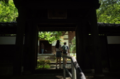 三面の明り