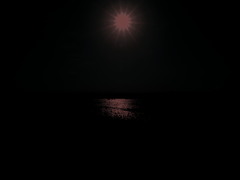 シュールな太陽